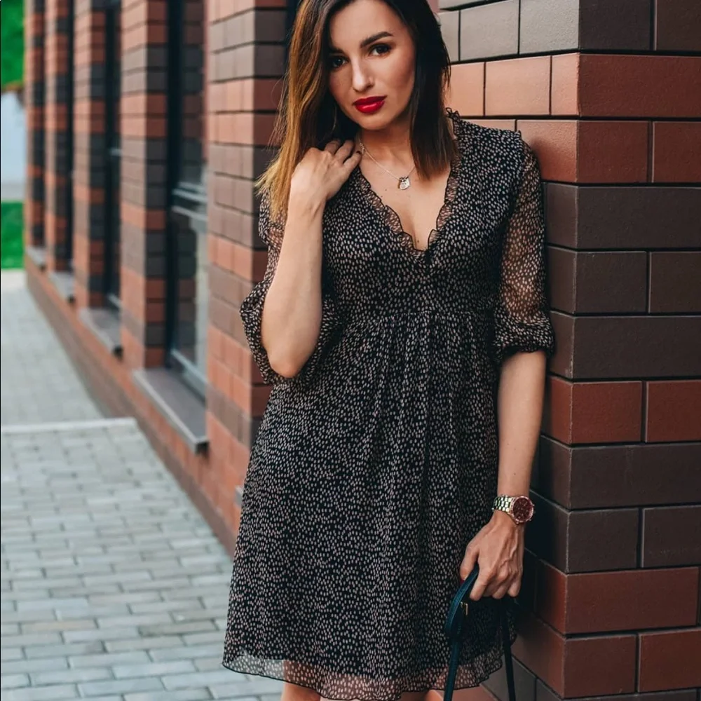 Zara dress bloggers favorite - Picture 1 of 9